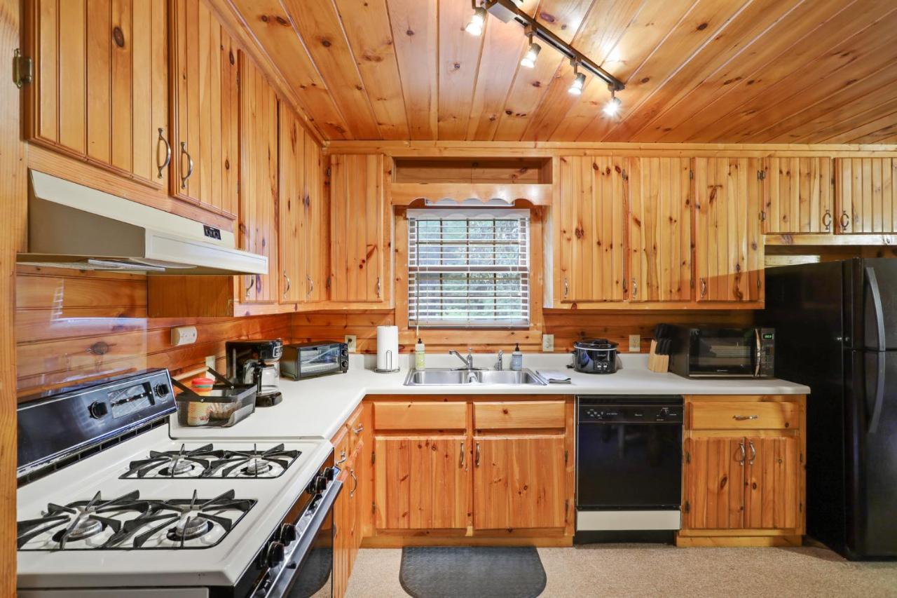 2 Separate Cabins Along A Peaceful Creek With Resort Amenities Ellijay Bagian luar foto