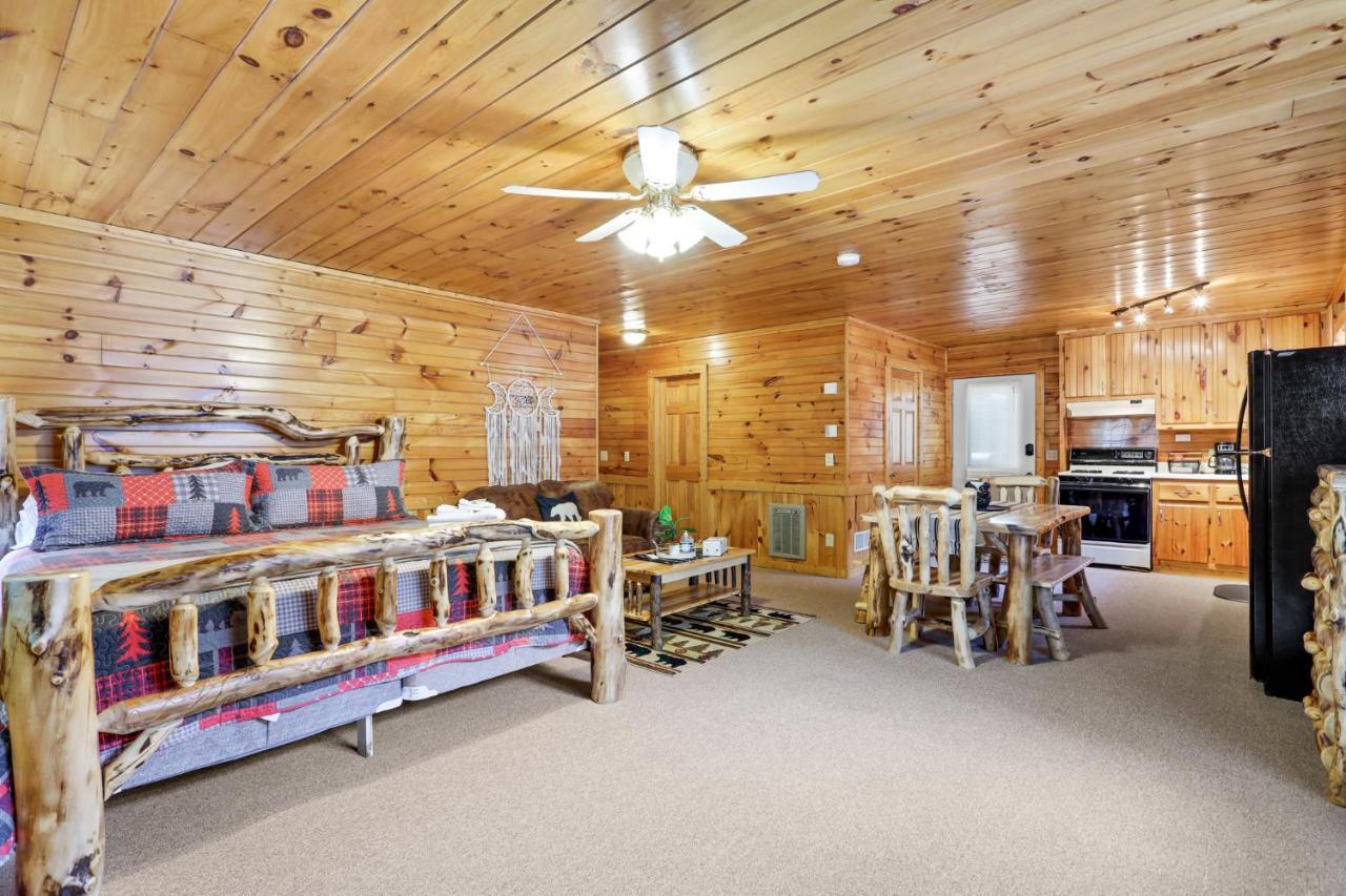 2 Separate Cabins Along A Peaceful Creek With Resort Amenities Ellijay Bagian luar foto